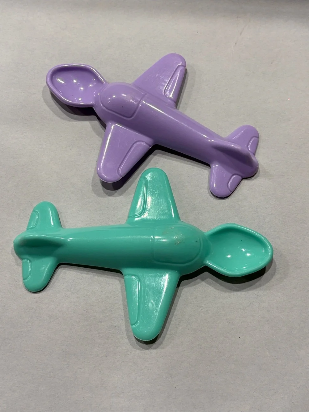 Vintage food flyers 1990’s Y2K Purple and Teal Airplane Scoop Toys - Kids Toys